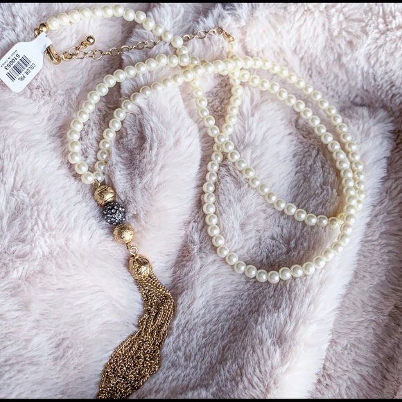 Pearl Tassel Necklace - Picture 3 of 4